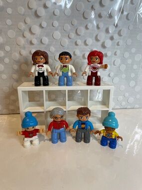 Lego Duplo Mixed Figure bundle